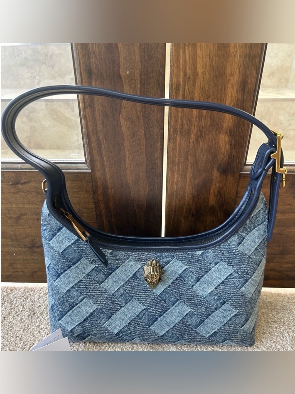 KURT GEIGER LONDON EAGLE SLING BAG W/DUSTBAG. NWT!!!